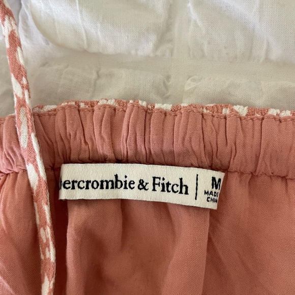 Abercrombie & Fitch Dusty  Pink Crop Top - Picture 3 of 6